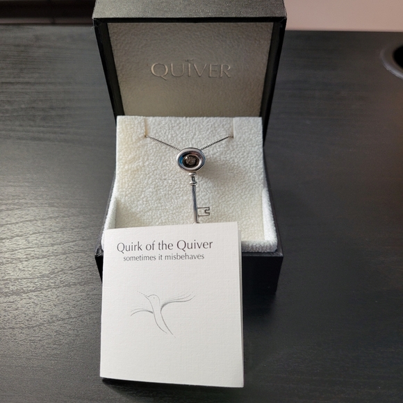 Sterling Silver Quiver Necklace, Key pendant - Picture 3 of 7